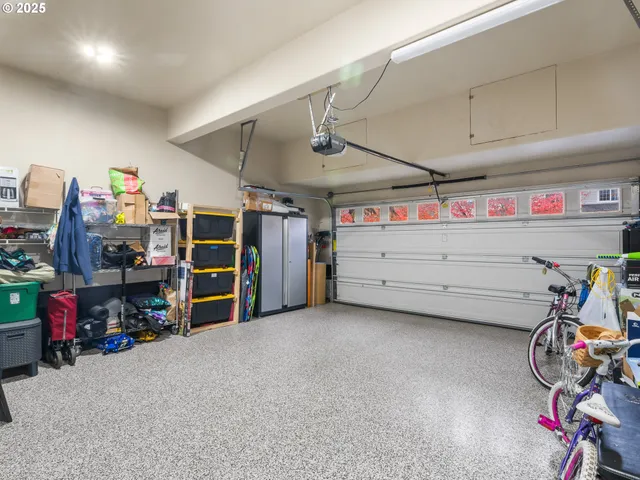 $549,900 | 1241 Dahlia Street, Woodburn, OR 97071