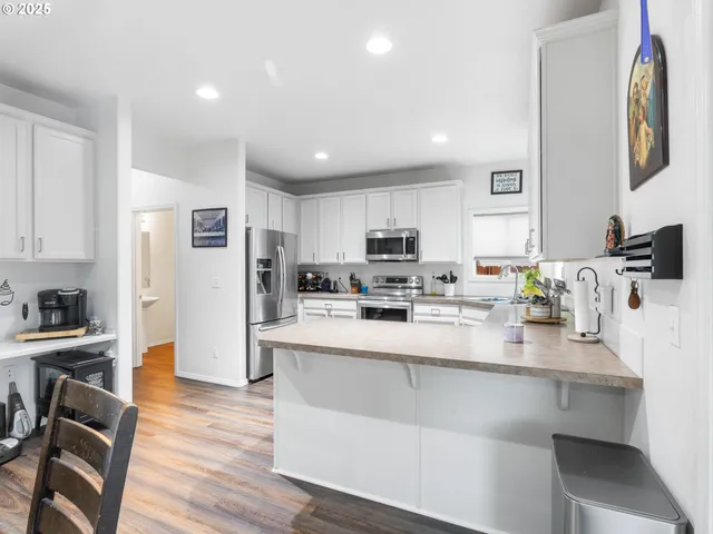 $549,900 | 1241 Dahlia Street, Woodburn, OR 97071