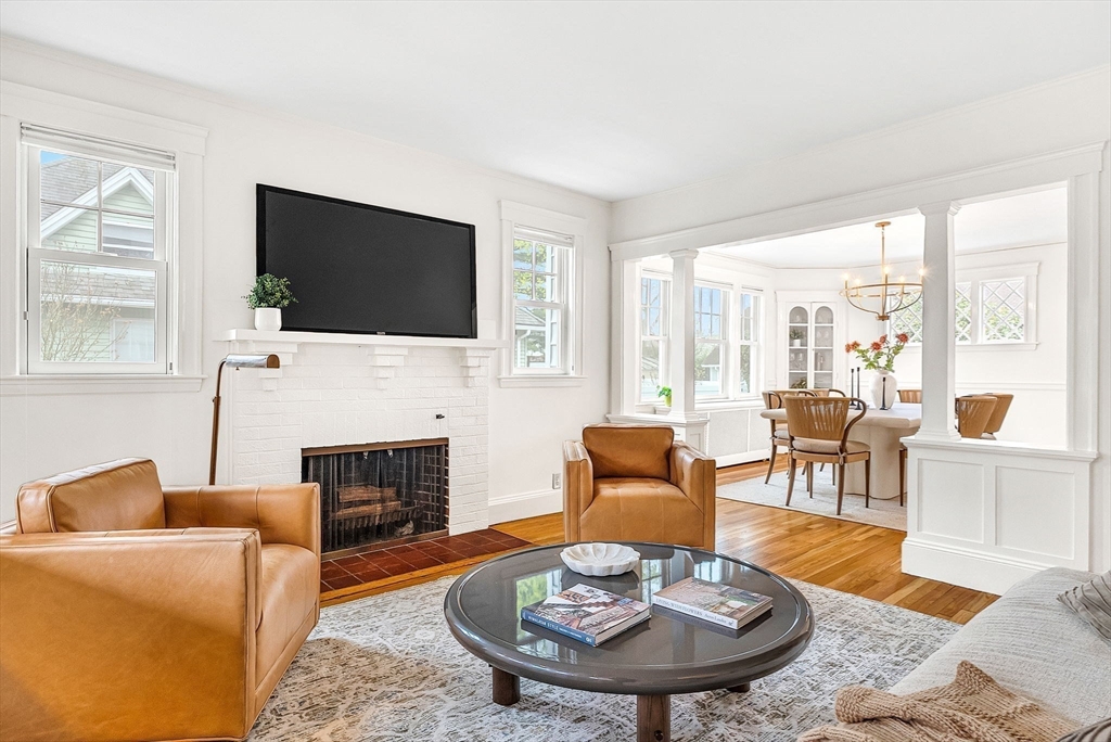 29 Thaxter Road Newton, MA 02460 - Photo 11 of 40 Gallery Image 11