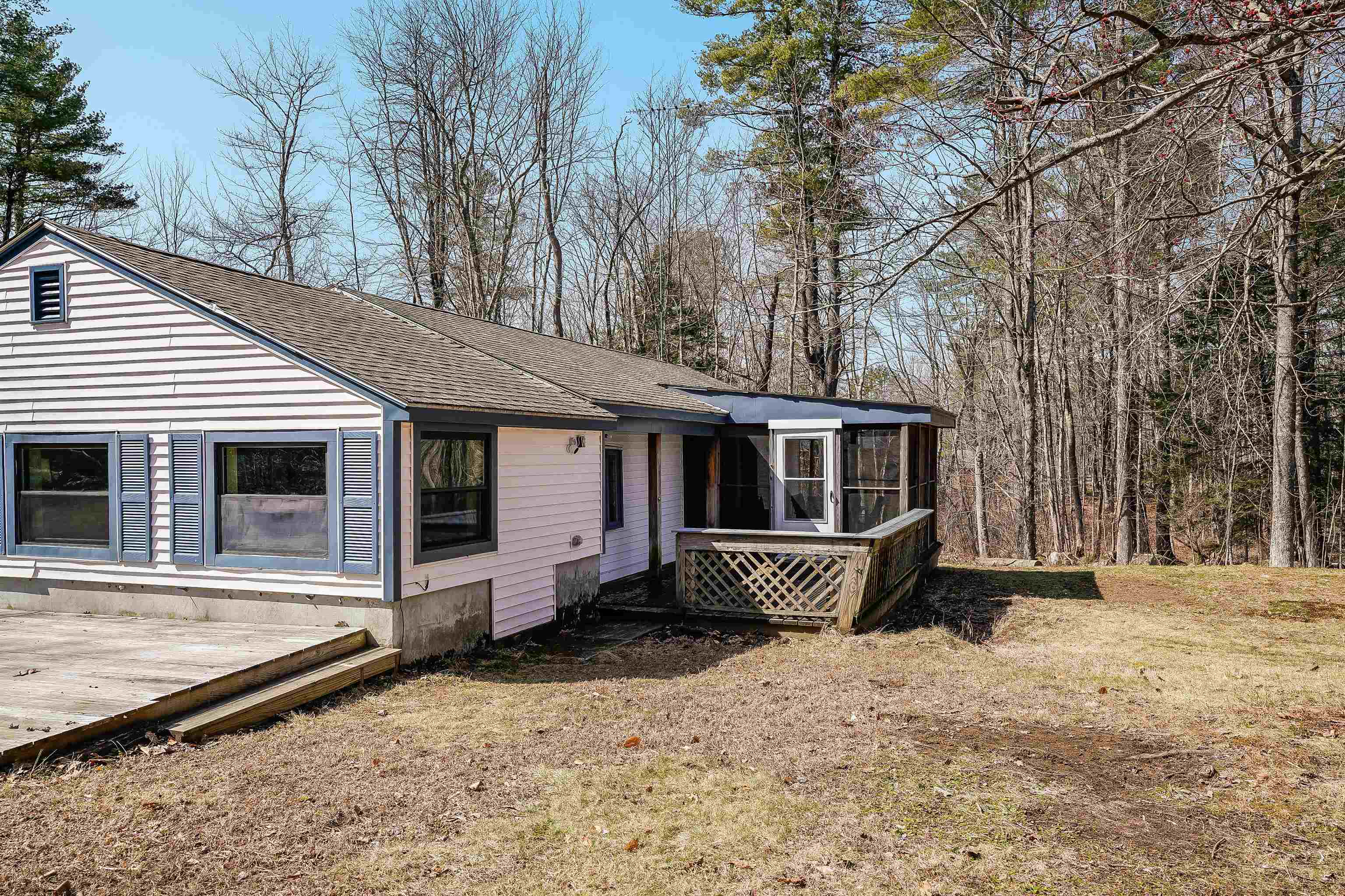 27 Alexander Road Dunbarton, NH 03046 - Photo 3 of 52