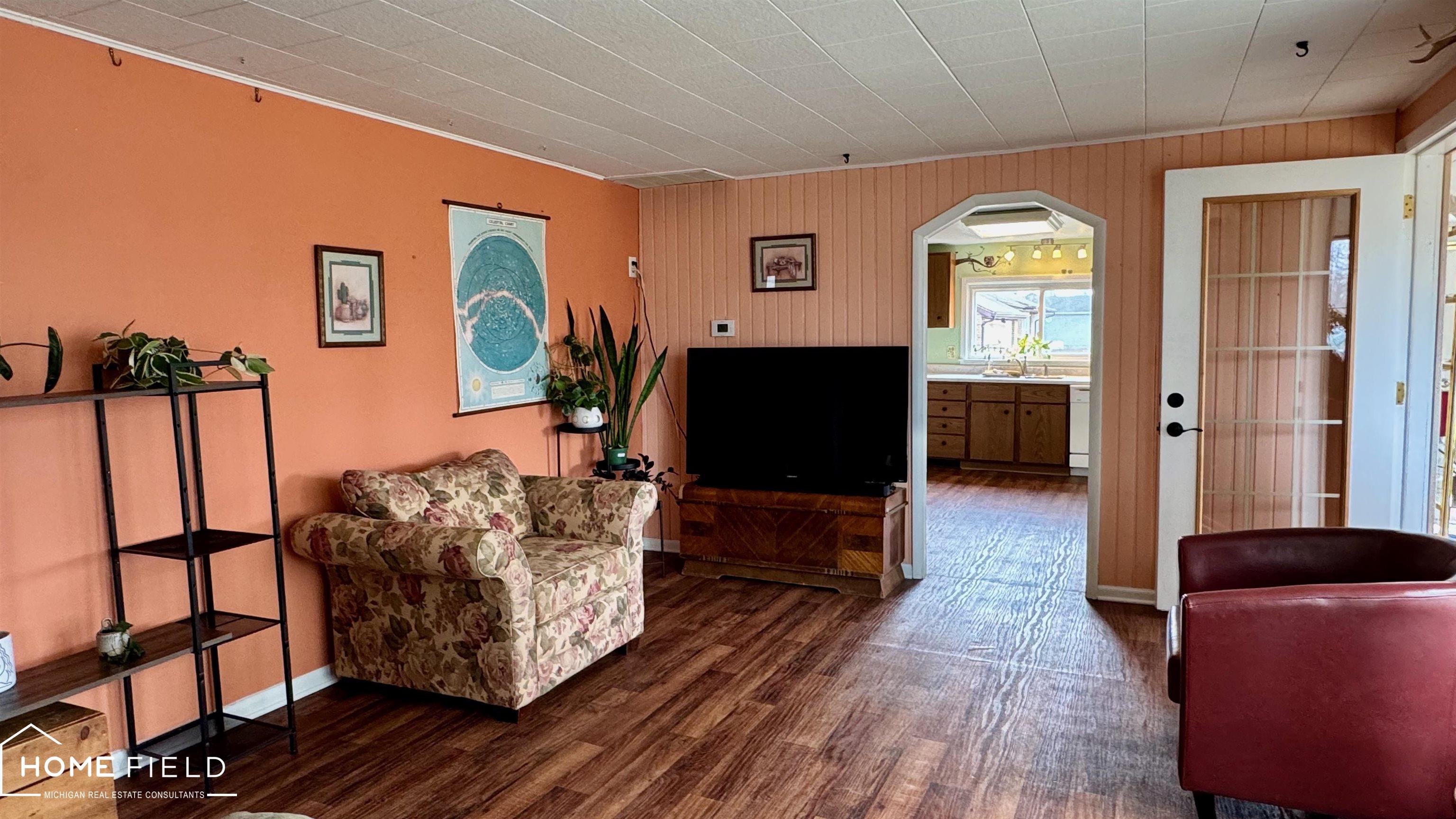 1395 Aiken Road Owosso, MI 48867 - Photo 13 of 34
