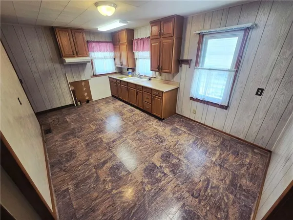 $145,900 | 601 South Water Street, Rock Port, MO 64482