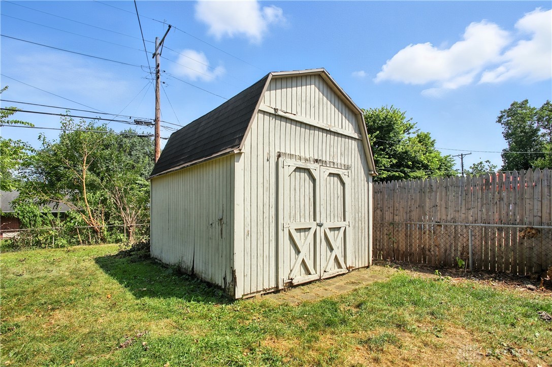 4796 Lamme Road Dayton, OH 45439 - Photo 27 of 28
