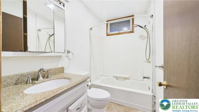 $297,000 | 1208 Mattioli Road, Bartonsville, PA 18321