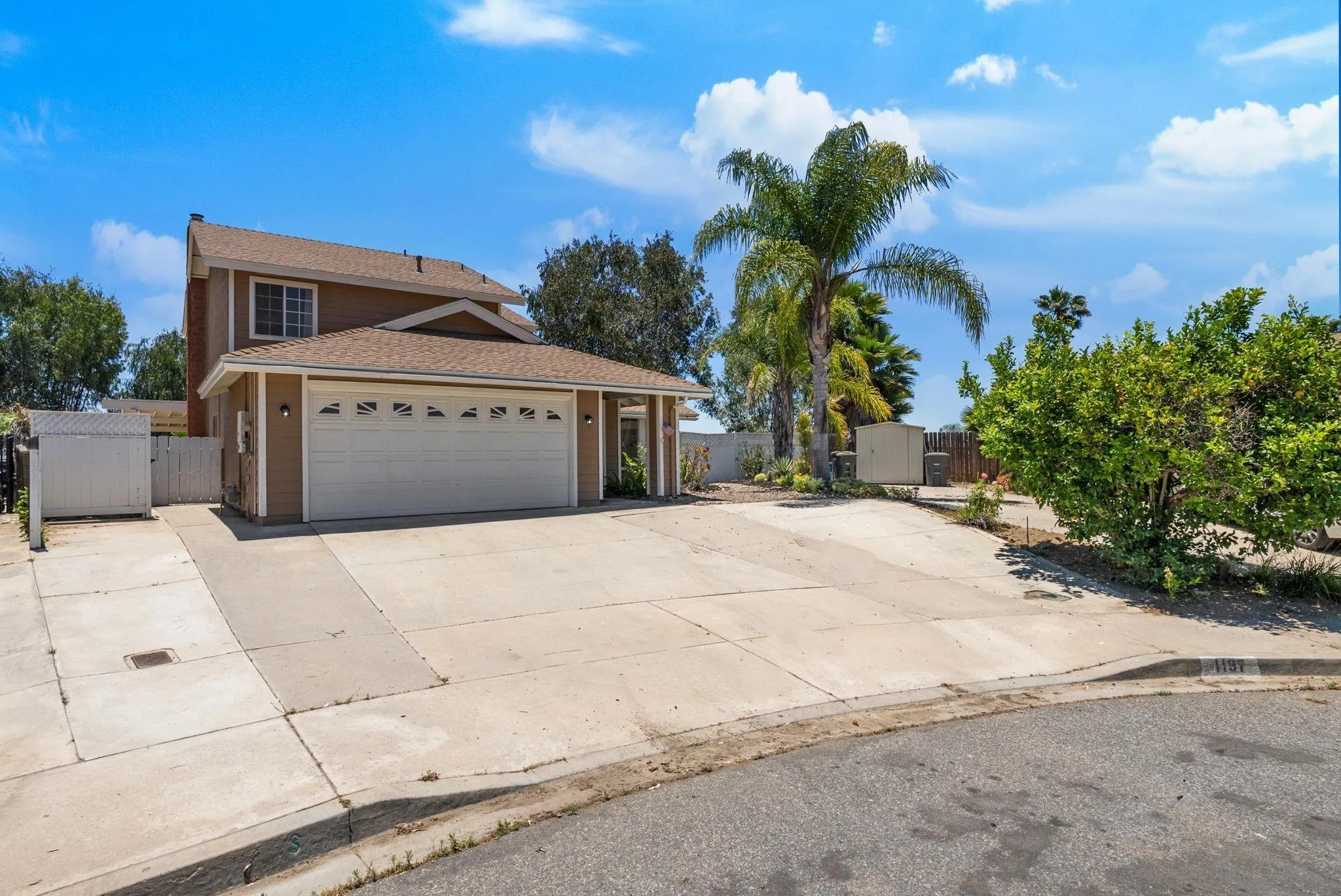 1197 Senwood Way Fallbrook, CA 92028 - Photo 3 of 36 Gallery Image 3