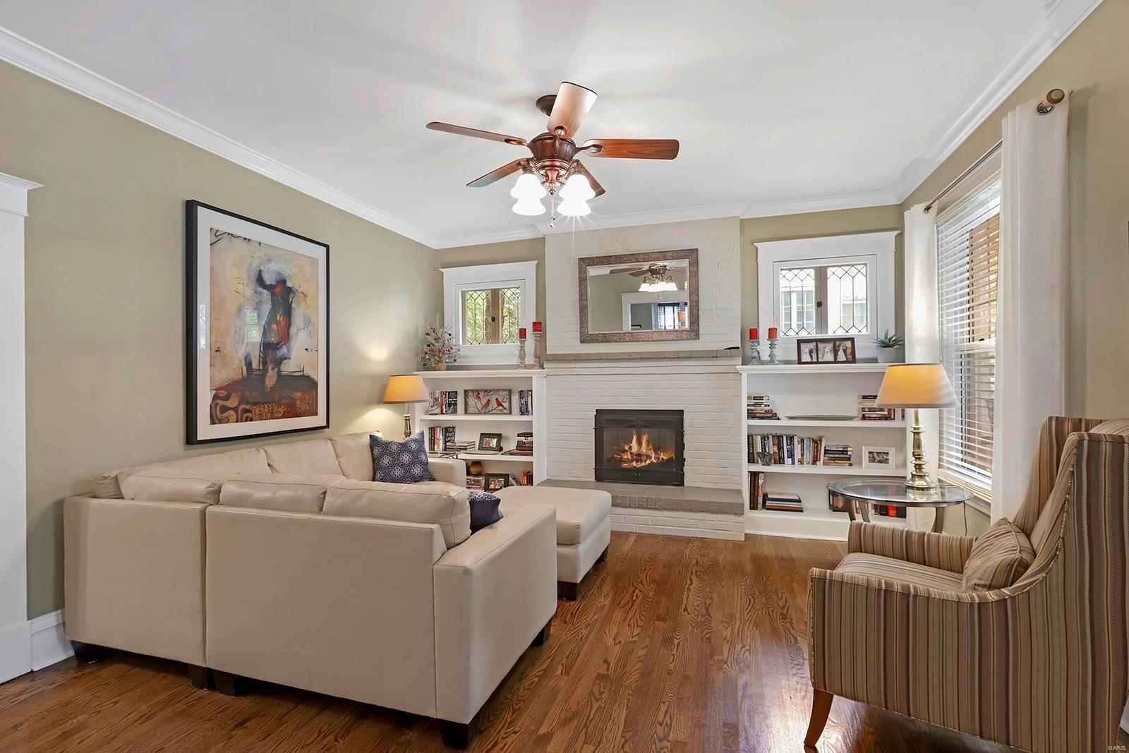 21 East Jackson Road Webster Groves, MO 63119 - Photo 5 of 34