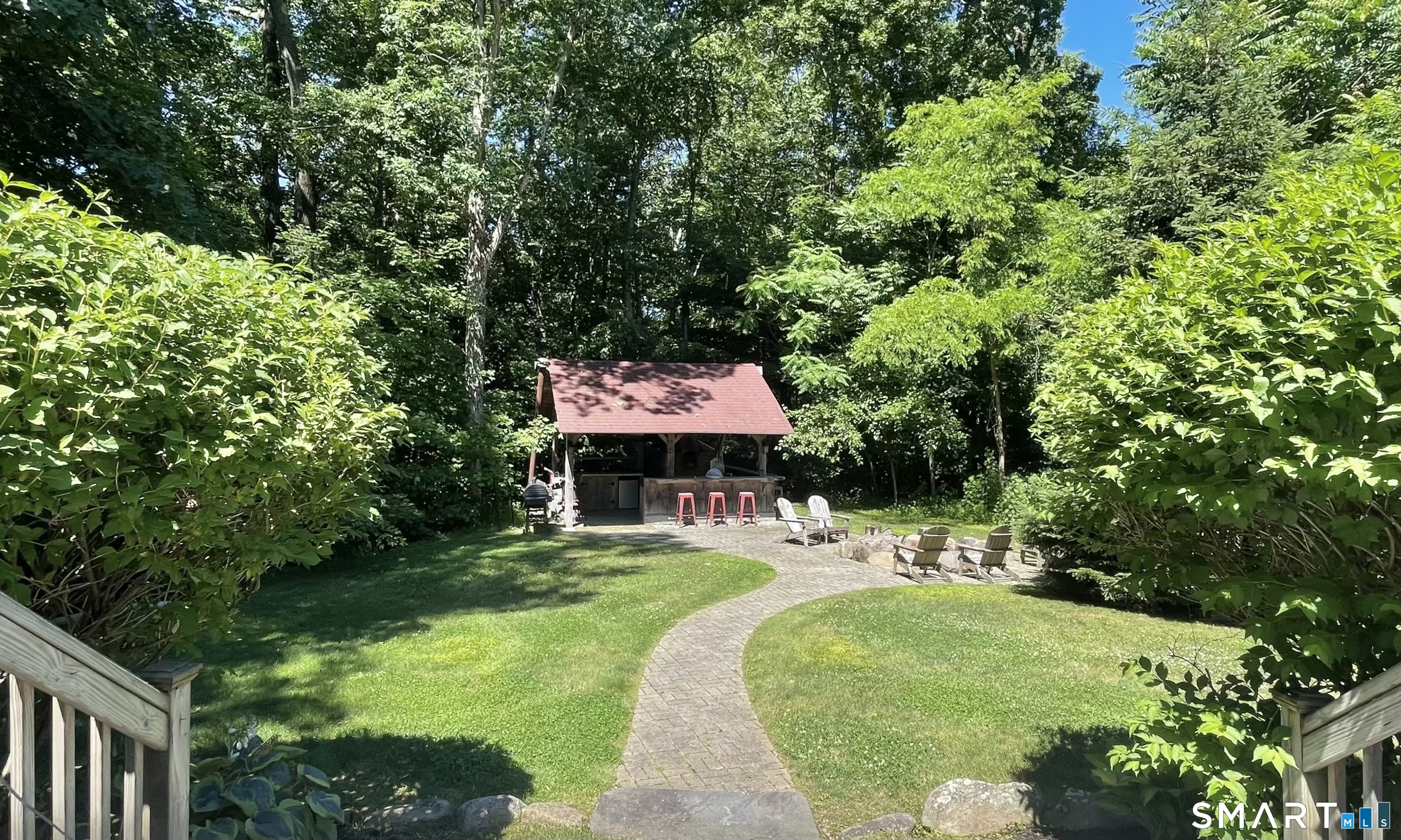 285 Wooding Hill Road Bethany, CT 06524 - Photo 28 of 33