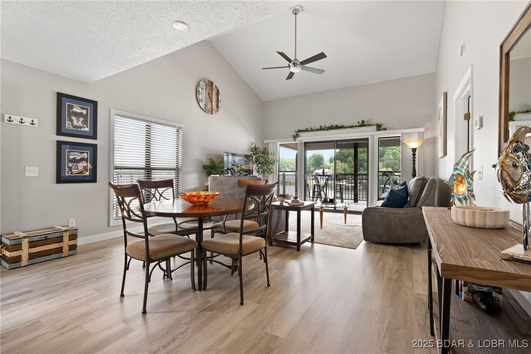 Top-Floor | End-Unit