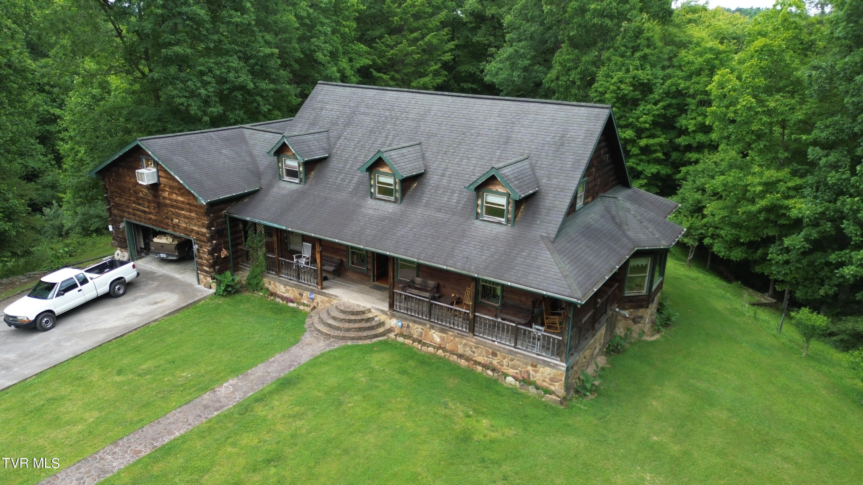 639 Dream Farm Road Birchleaf, VA 24220 - Photo 3 of 153 DJI_0100