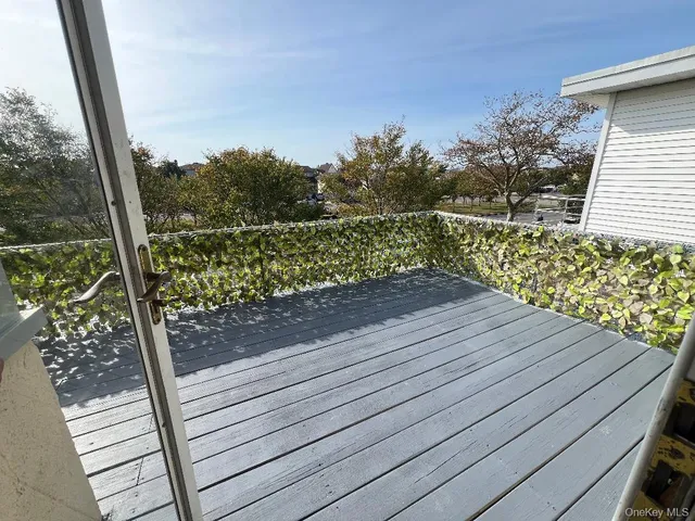 $2,900 | 411 West Park Avenue, Long Beach, NY 11561