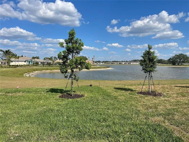 $2,500 | 209 Ibiza Loop, Venice, FL 34292