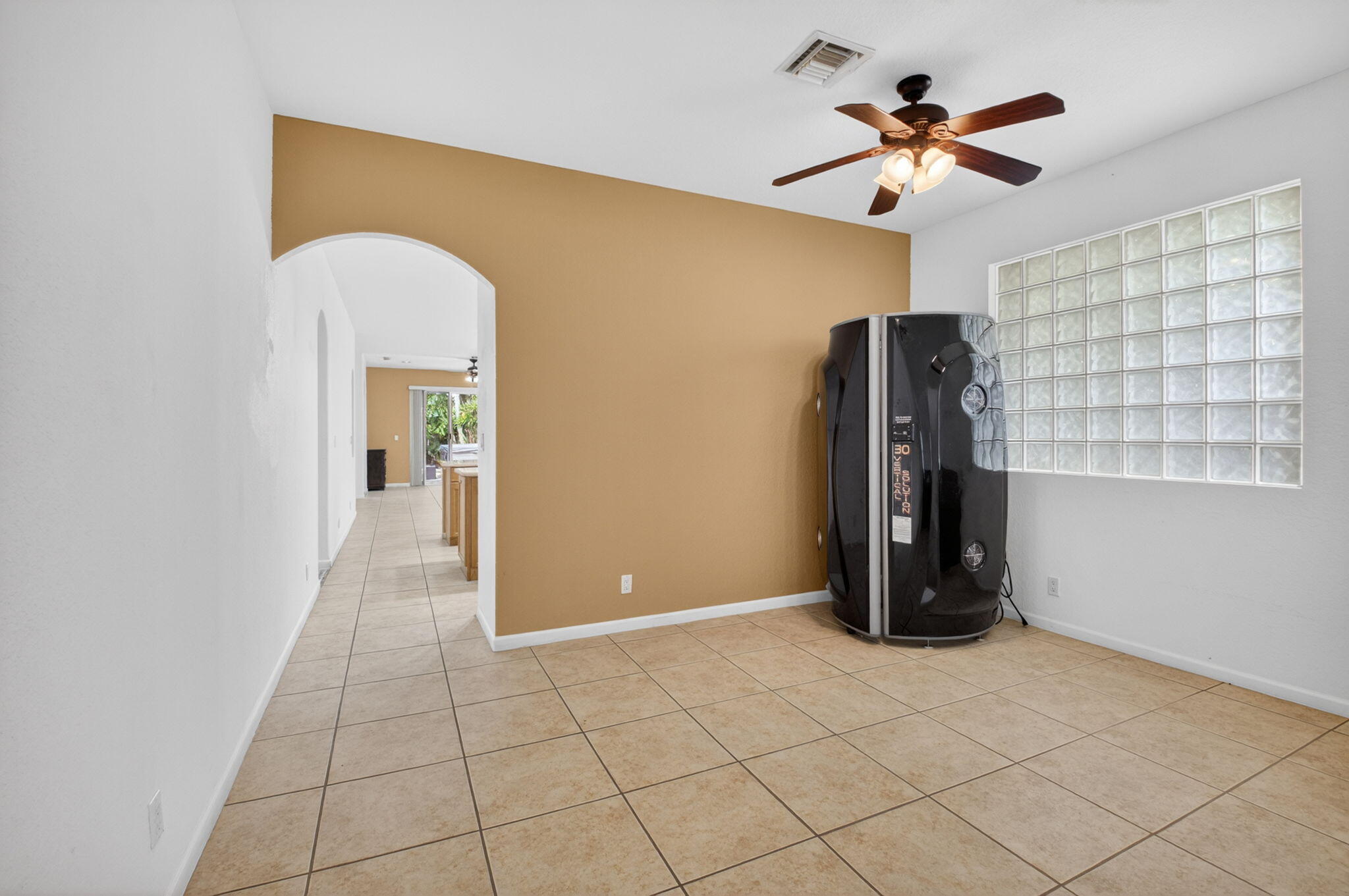 5049 Sancerre Circle Lake Worth, FL 33463 - Photo 8 of 48 8-web-or-mls-DSC_1438