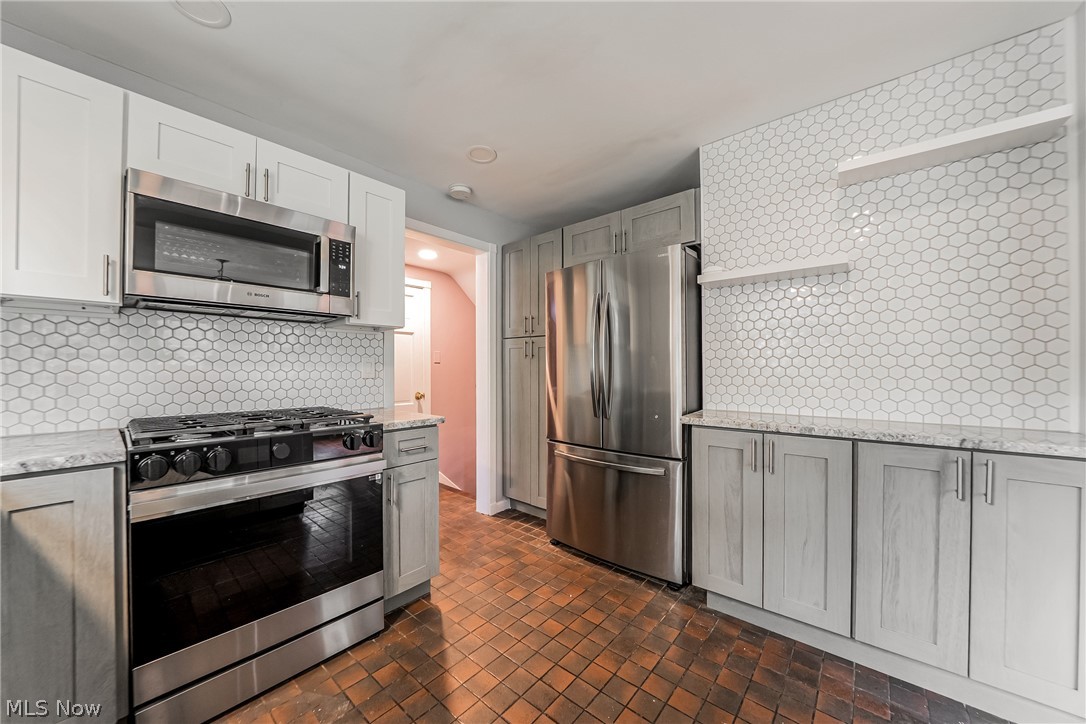 3187 Rumson Road Cleveland Heights, OH 44118 - Photo 9 of 21 Gallery Image 9