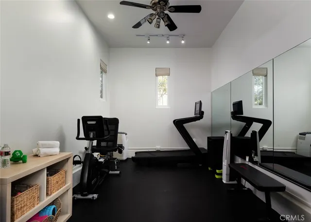 $7,395,000 | 9 Boardwalk, Newport Beach, CA 92660