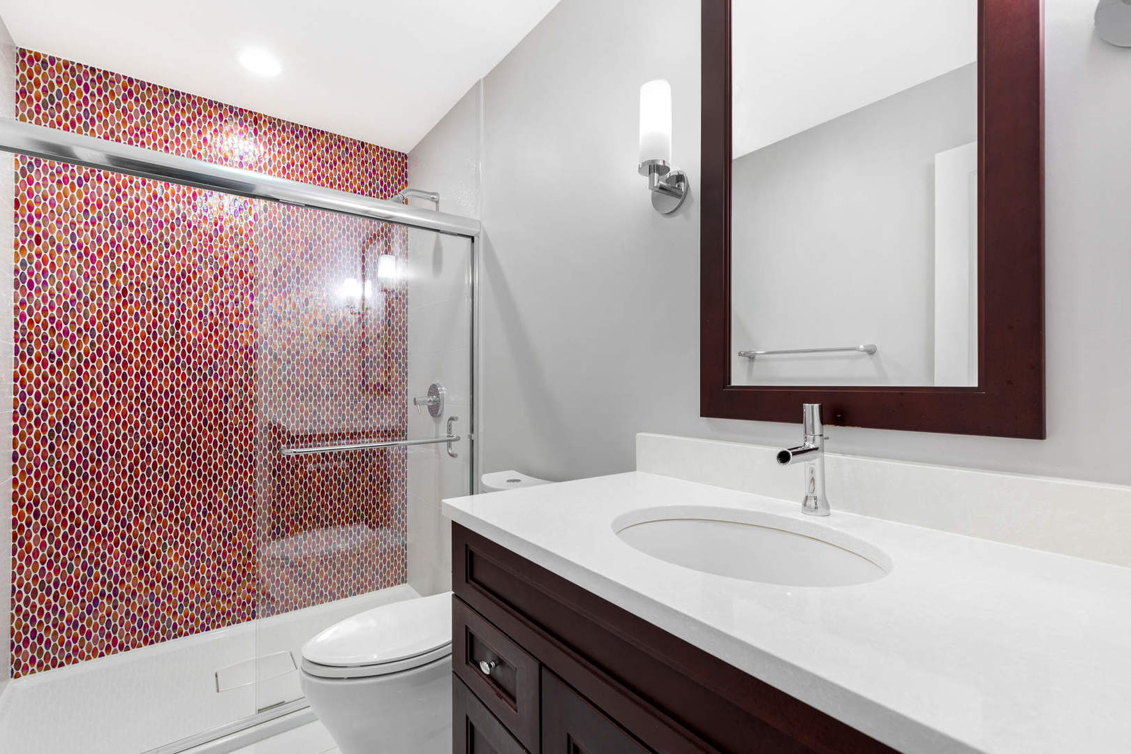 86 South River Road Naperville, IL 60540 - Photo 26 of 34 a bathroom with a sink and a mirror