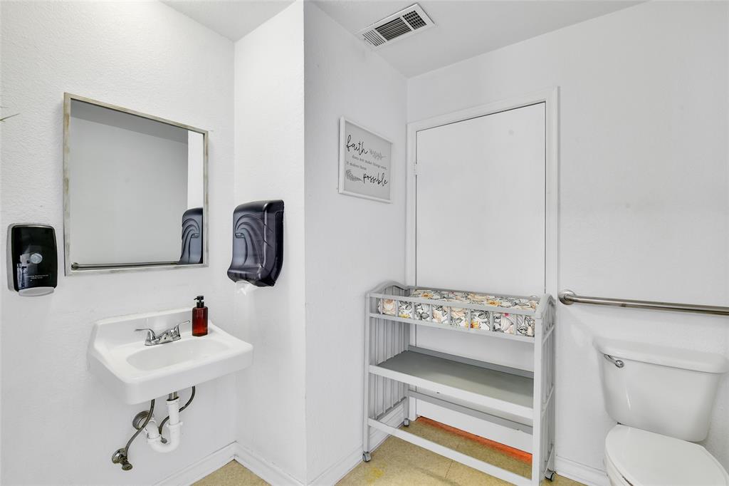 1214 North Business 287 Decatur, TX 76234 - Photo 14 of 21