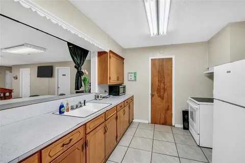 $750,000 | 1212-1214 North Business 287, Decatur, TX 76234
