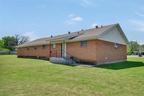 $750,000 | 1214 North Business 287, Decatur, TX 76234