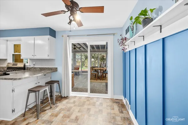 $299,900 | 124 South Rosedale Avenue, Aurora, IL 60506