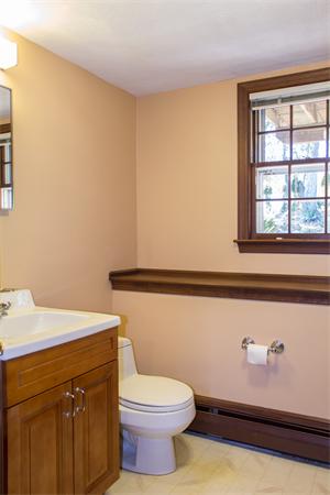 8 Belknap Road Medfield, MA 02052 - Photo 12 of 23 Gallery Image 12