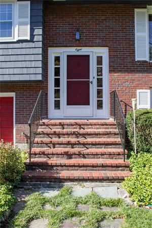8 Belknap Road Medfield, MA 02052 - Photo 3 of 23 Gallery Image 3