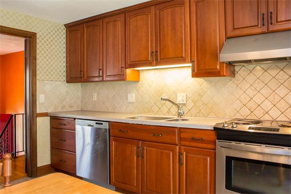 8 Belknap Road Medfield, MA 02052 - Photo 9 of 23 Gallery Image 9