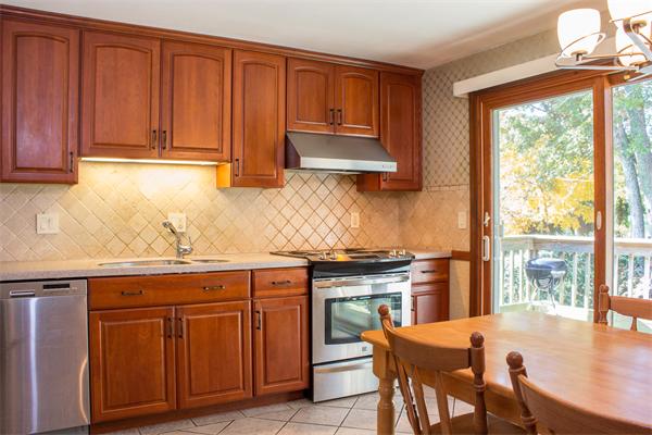 8 Belknap Road Medfield, MA 02052 - Photo 10 of 23 Gallery Image 10