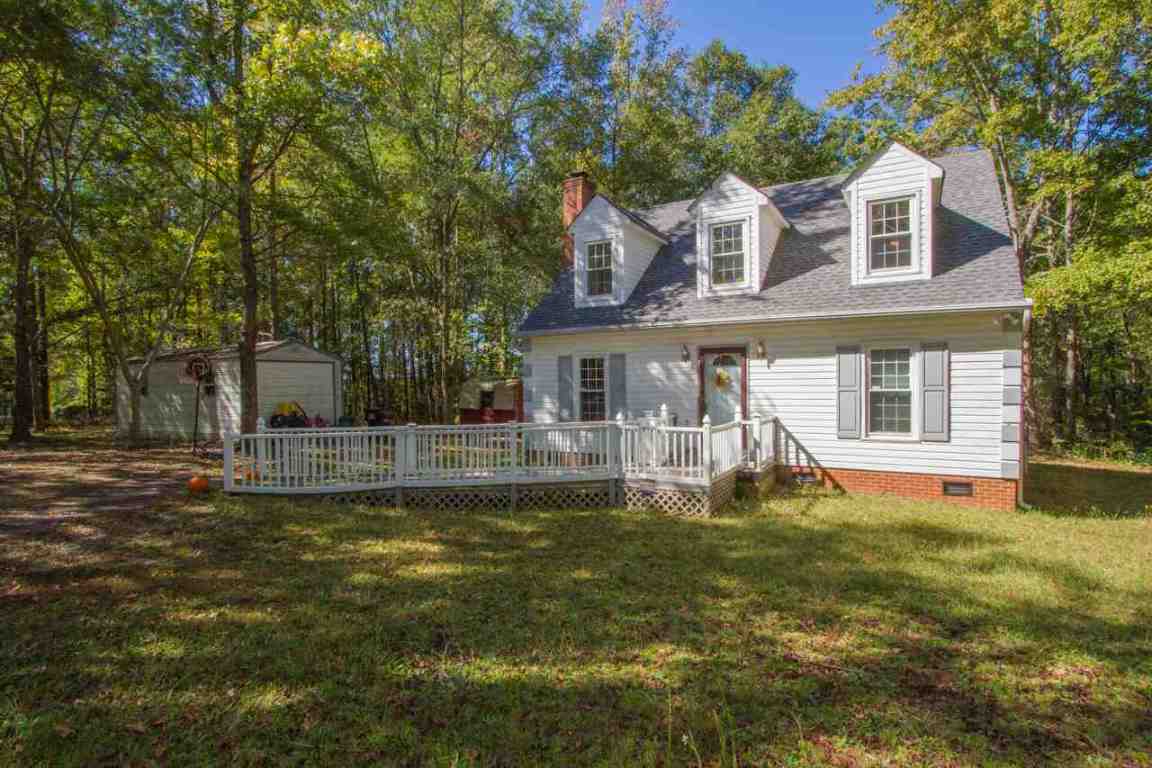 102 Ridgewood Trail Belton, SC 29627 - Photo 3 of 36