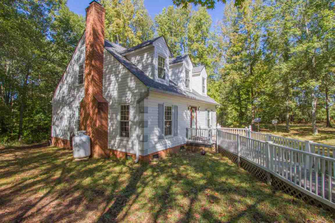 102 Ridgewood Trail Belton, SC 29627 - Photo 4 of 36