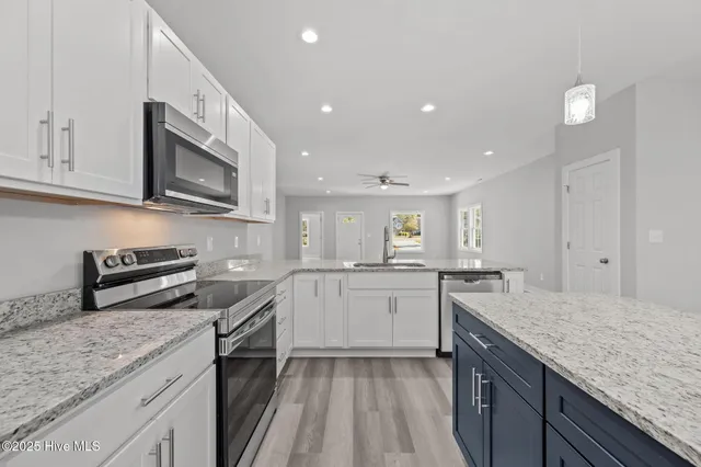 $389,900 | 802 Little Cardinal Court, Jacksonville, NC 28540