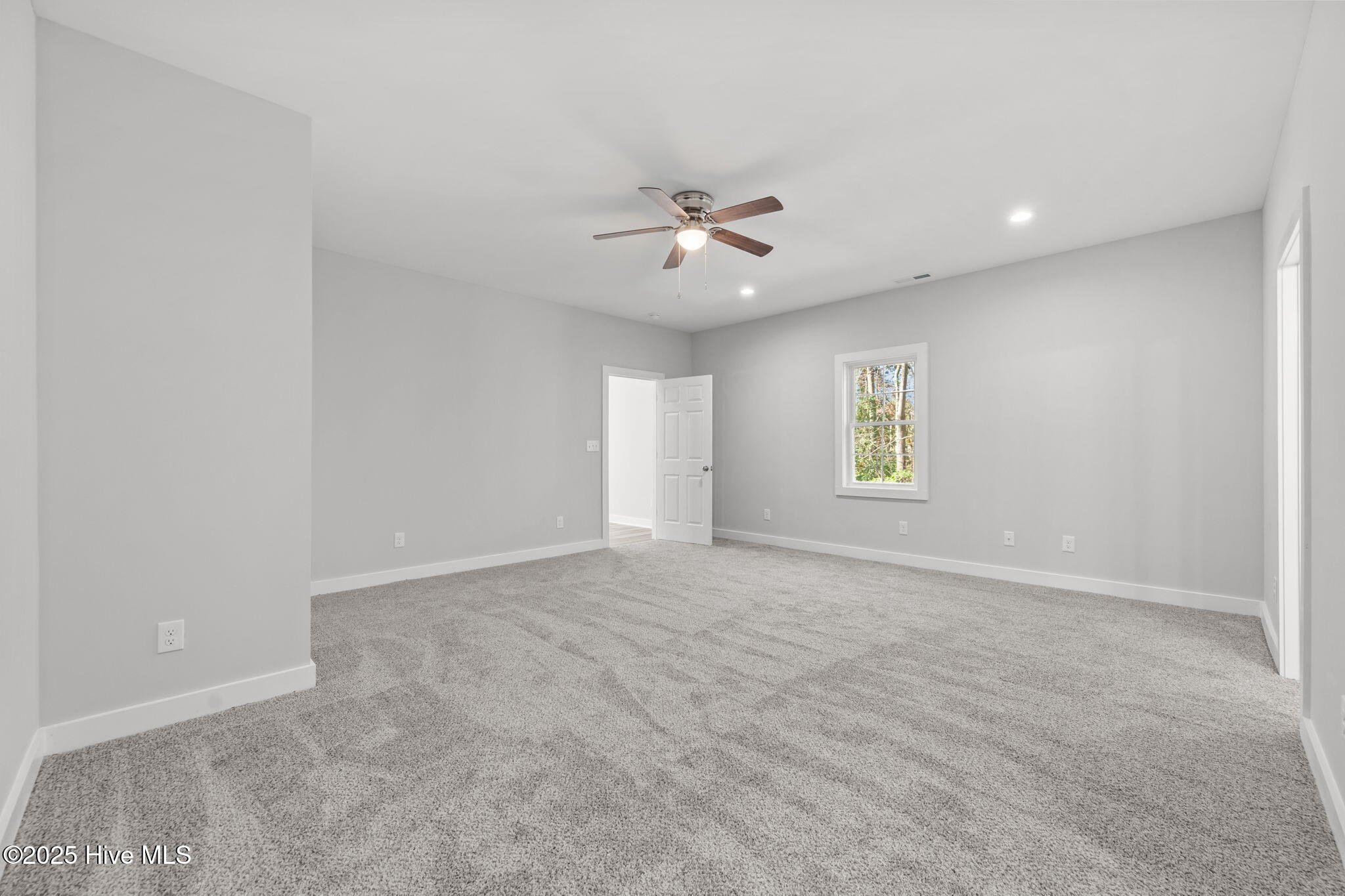 802 Little Cardinal Court Jacksonville, NC 28540 - Photo 25 of 52 22-web-or-mls-_RAD7569