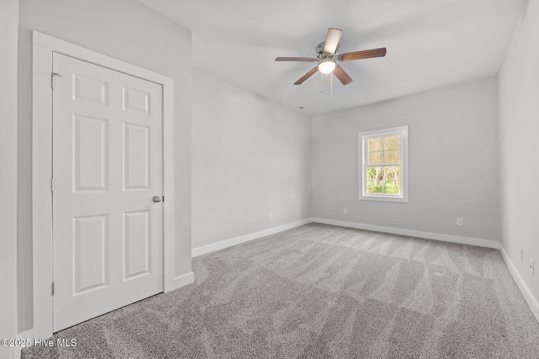 802 Little Cardinal Court Jacksonville, NC 28540 - Photo 32 of 52 40-web-or-mls-_RAD7665