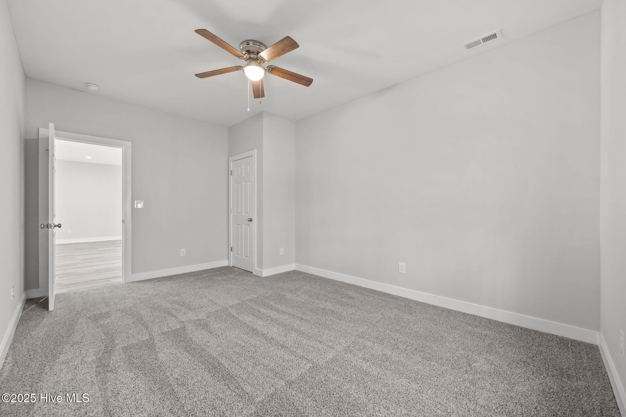 802 Little Cardinal Court Jacksonville, NC 28540 - Photo 33 of 52 41-web-or-mls-_RAD7668