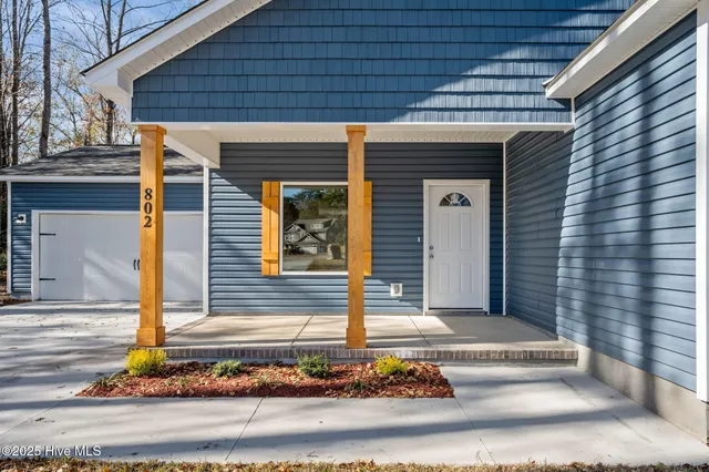 $389,900 | 802 Little Cardinal Court, Jacksonville, NC 28540