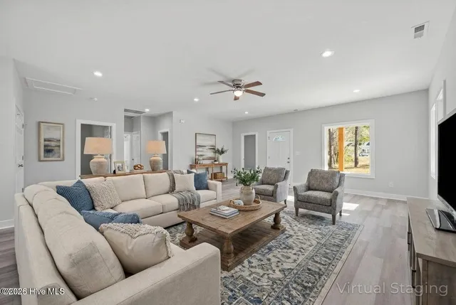 $389,900 | 802 Little Cardinal Court, Jacksonville, NC 28540