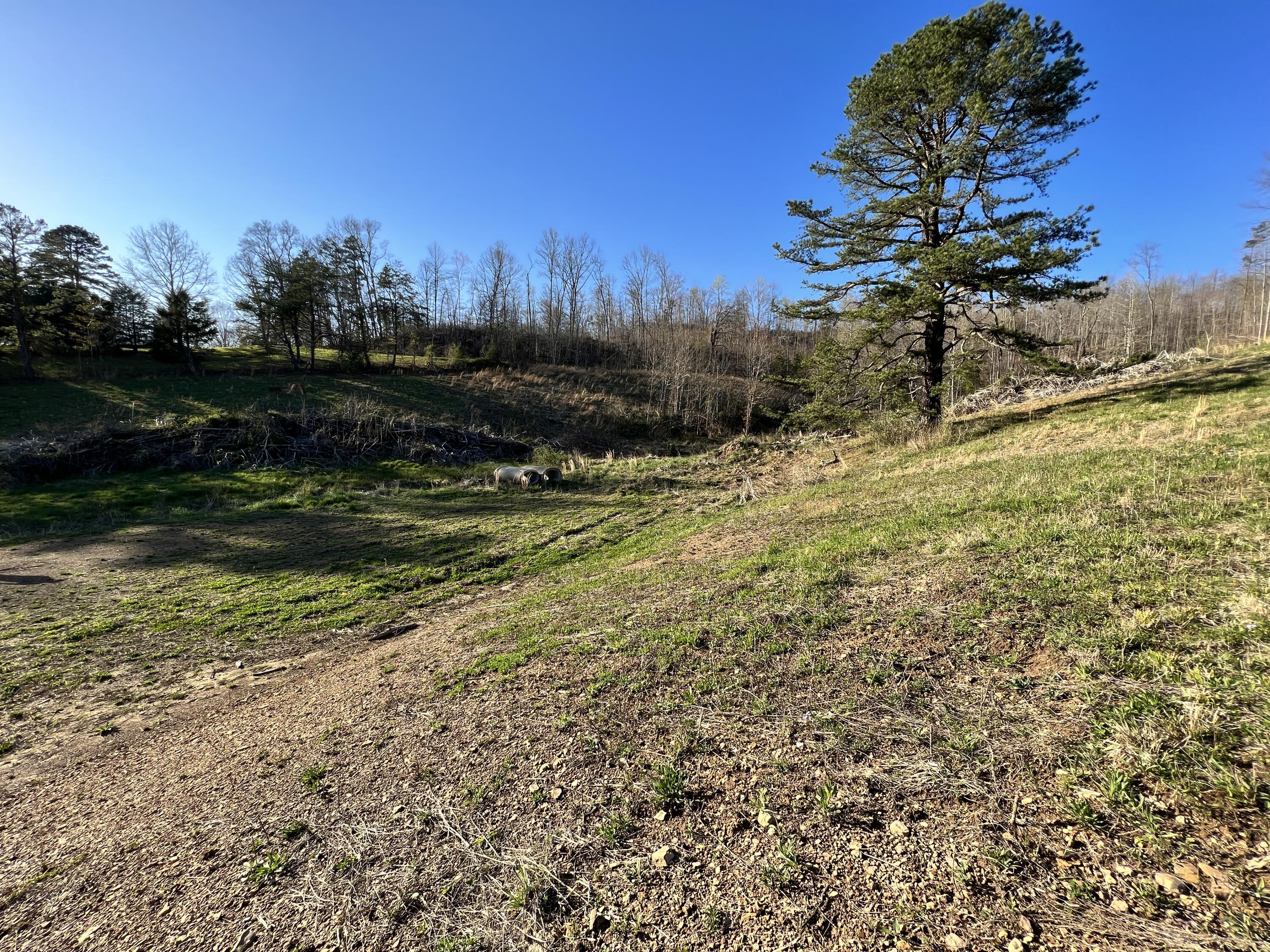 2905 Tidal Wave Road Corbin, KY 40701 - Photo 31 of 37 A2C8099D-1963-4C5F-886A-70C7A3C1D62E