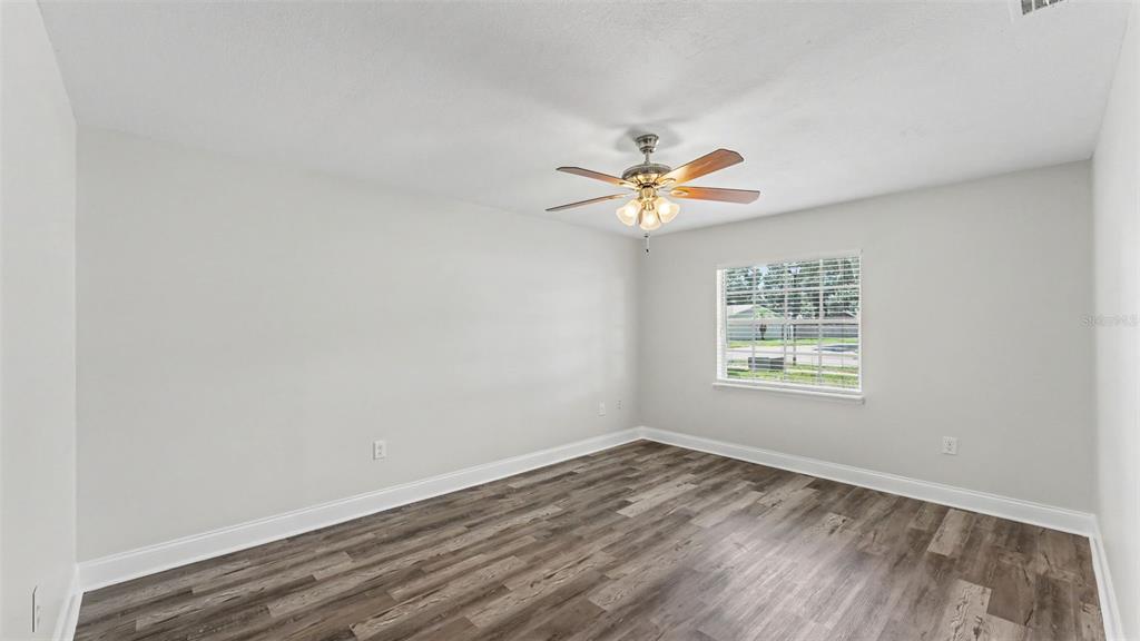 4520 Old Colony Road Mulberry, FL 33860 - Photo 8 of 19 Gallery Image 8