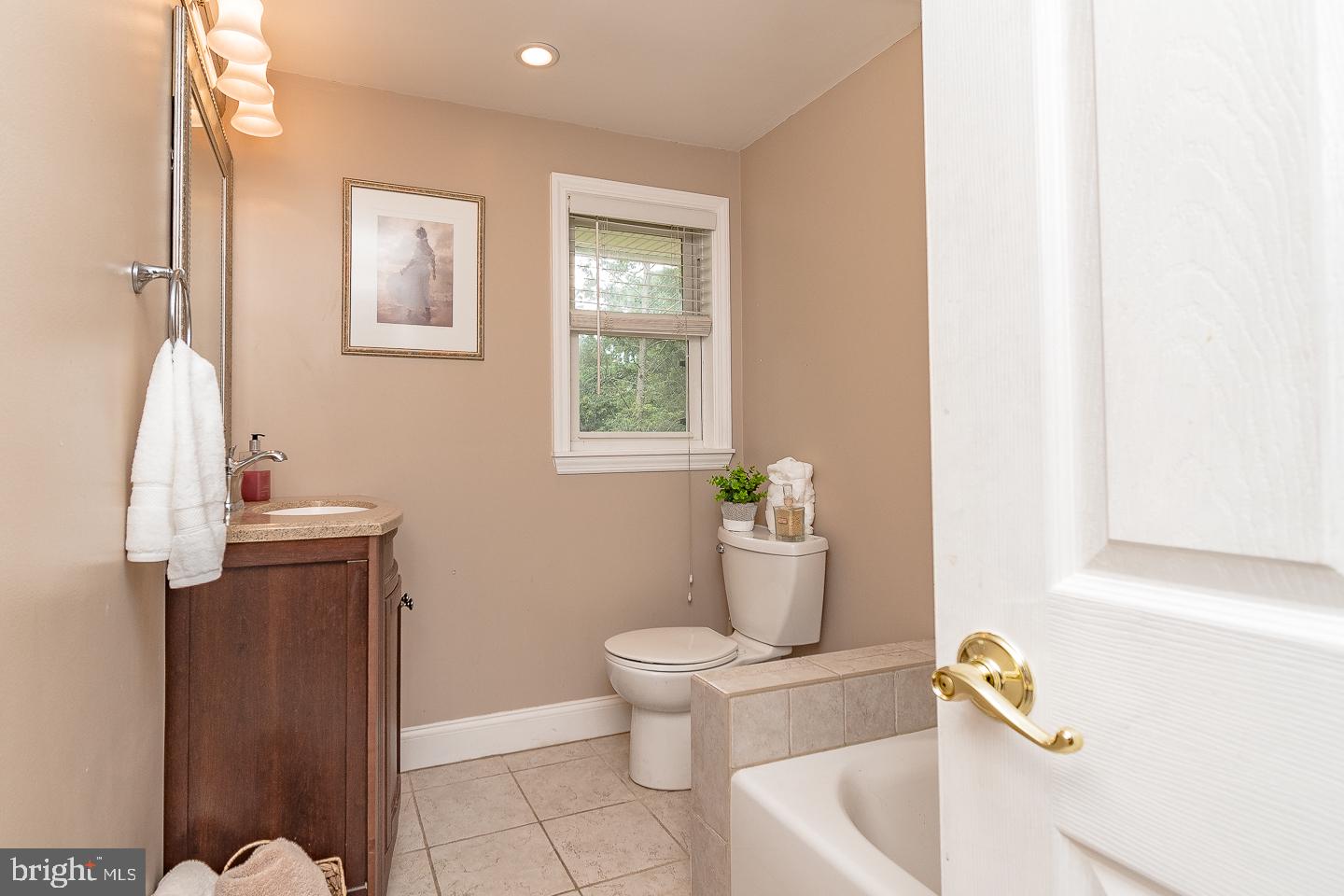 103 Moonflower Road Hatboro, PA 19040 - Photo 30 of 42 Gallery Image 30