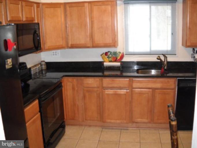 2316 Ross Road Silver Spring, MD 20910 - Photo 7 of 18 Kitchen
