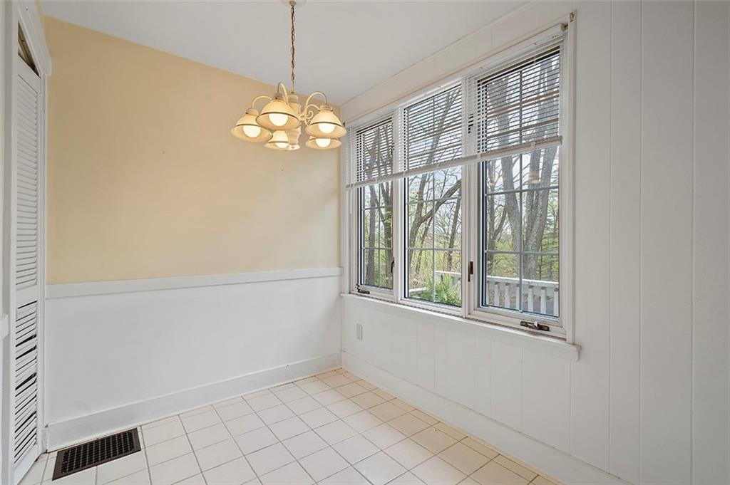 511 Walnut Road Pittsburgh, PA 15202 - Photo 13 of 25 Gallery Image 13