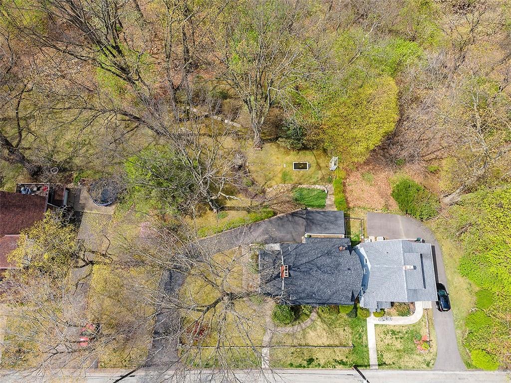 511 Walnut Road Pittsburgh, PA 15202 - Photo 3 of 25 Gallery Image 3