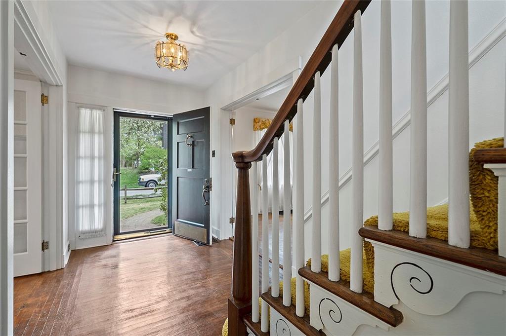 511 Walnut Road Pittsburgh, PA 15202 - Photo 7 of 25 Gallery Image 7