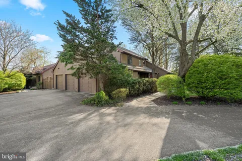 $1,200,000 | 57 Sugar Maple Drive, Newtown Square, PA 19073