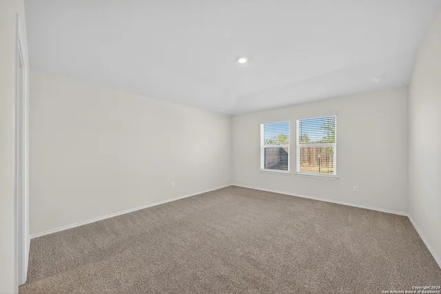 $1,600 | 11927 Hondo Creek, San Antonio, TX 78245