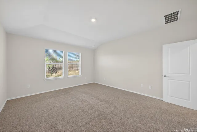 $1,600 | 11927 Hondo Creek, San Antonio, TX 78245