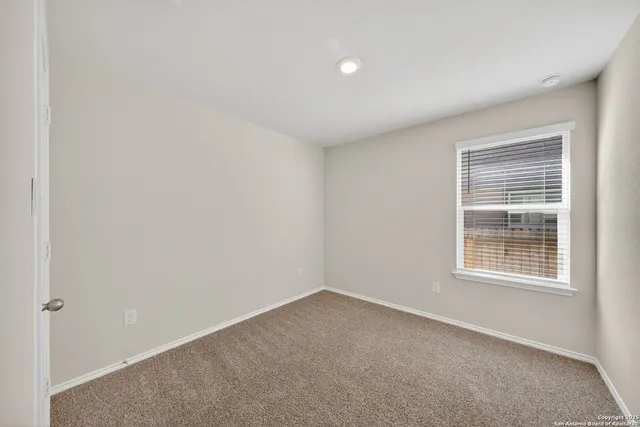 $1,600 | 11927 Hondo Creek, San Antonio, TX 78245