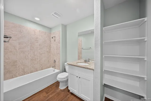 $1,600 | 11927 Hondo Creek, San Antonio, TX 78245