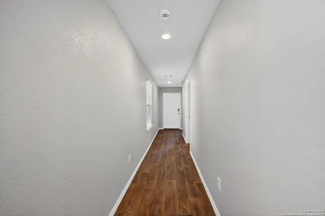 $1,600 | 11927 Hondo Creek, San Antonio, TX 78245