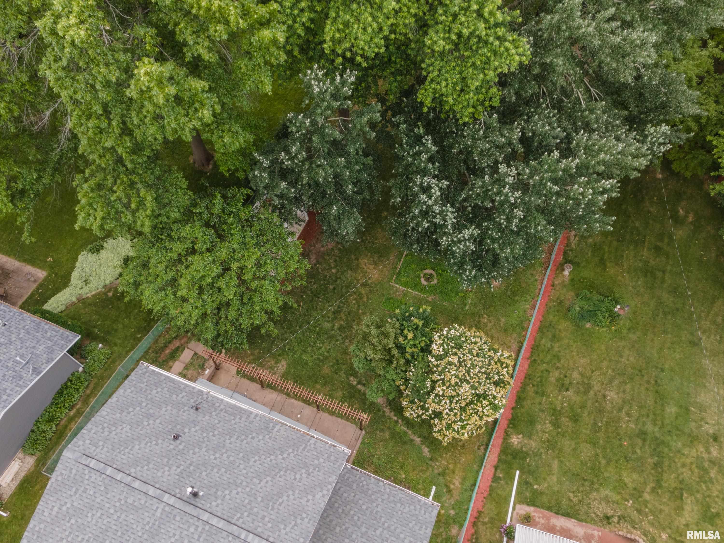 3404 Fairhaven Road Davenport, IA 52807 - Photo 33 of 35 Gallery Image 33