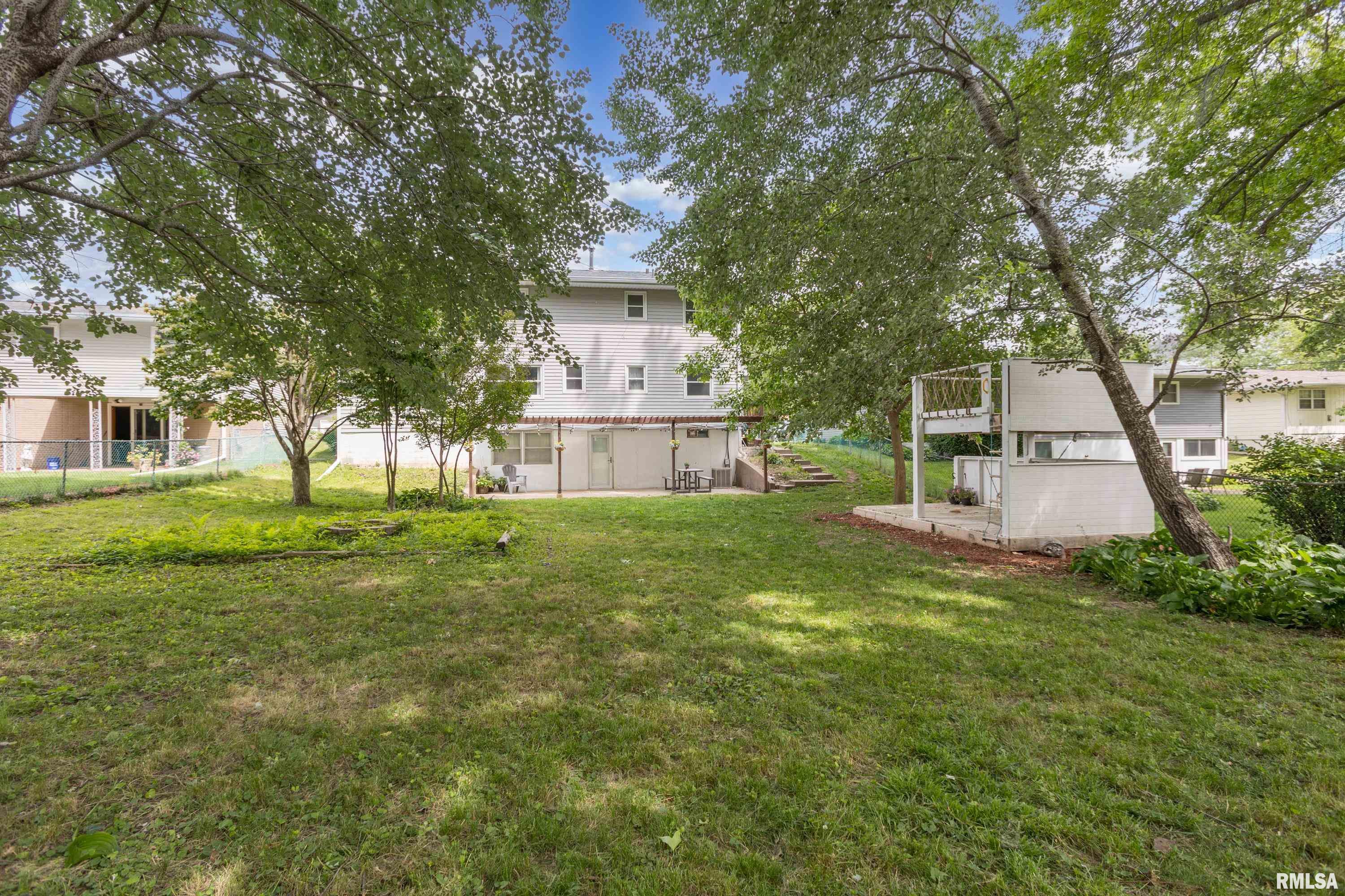 3404 Fairhaven Road Davenport, IA 52807 - Photo 9 of 35 Gallery Image 9
